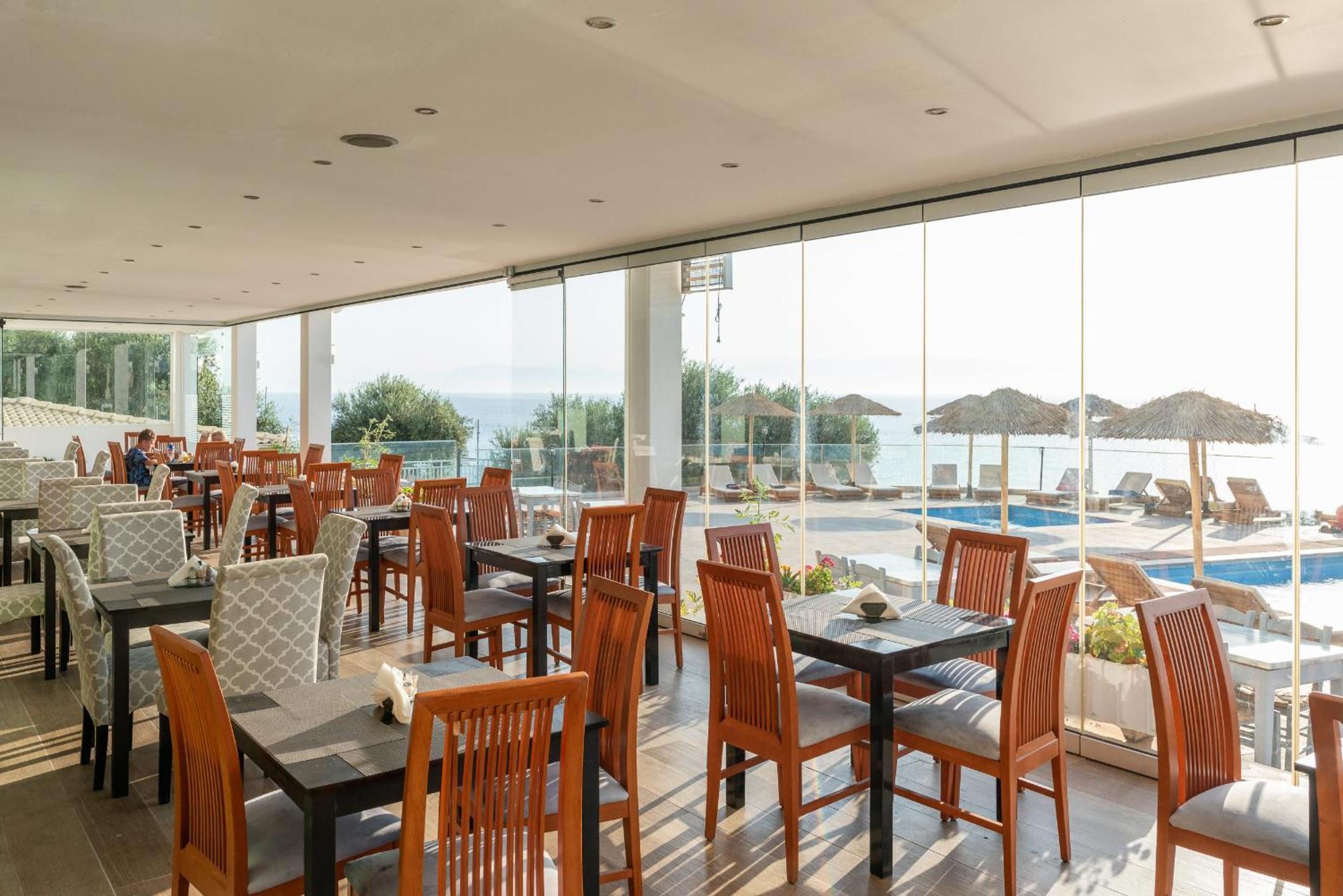 Hotel Corfu Maris Bellos 4*